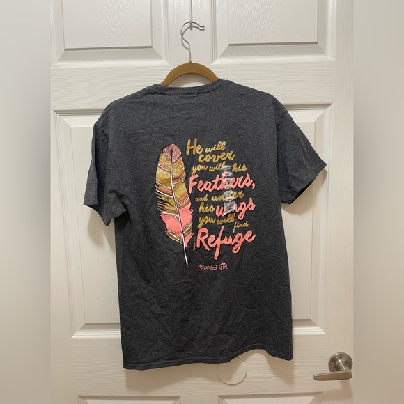 ✝️ Kerusso Cherished Girl Women's Cherished Feathers T-Shirt, Black Heather M - Picture 6 of 8